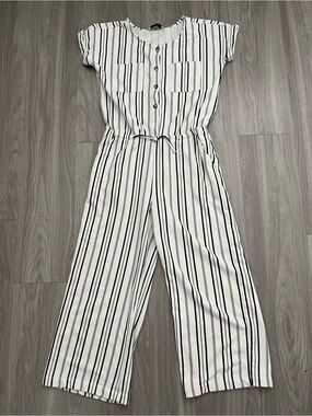 Old Navy White & Black Stripe Wide Leg Jumpsuit XXL 16